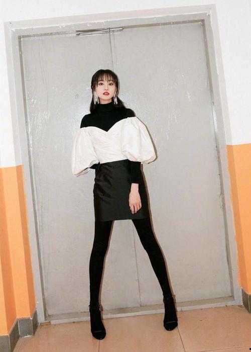 郑爽丝袜高跟鞋,时尚与魅力的完美演绎